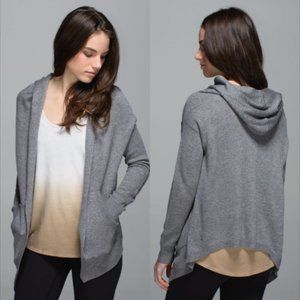 Lululemon Cabin Yogi Wrap Sweater Bamboo & Cashmere Reversible Pockets Gray Hood